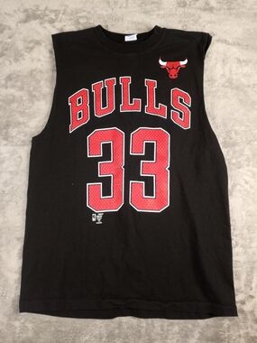 Salem Sportwear Vintage Chicago Bulls #33 Sleeveless Graphic Tank Tap Black Red